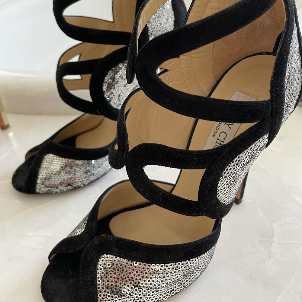 Jimmy Choo London heels in perfect condition barely worn